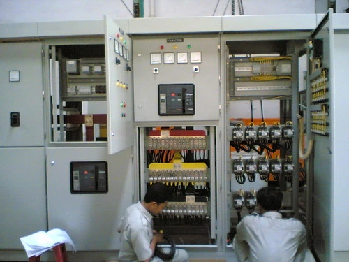 ICSL technicians working on electrical switchboard manufacturing
